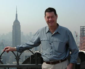 Mike in front of Empire State Bld.JPG